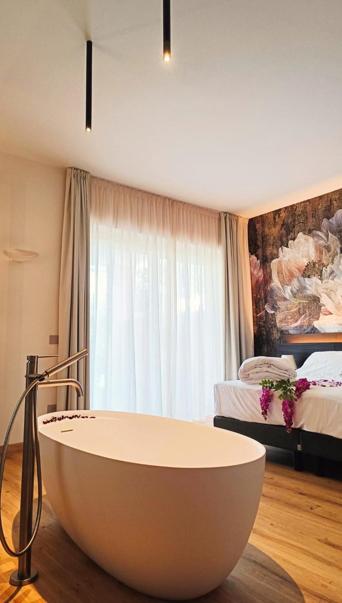 Hotel Villa Cuserina كانوبيو المظهر الخارجي الصورة