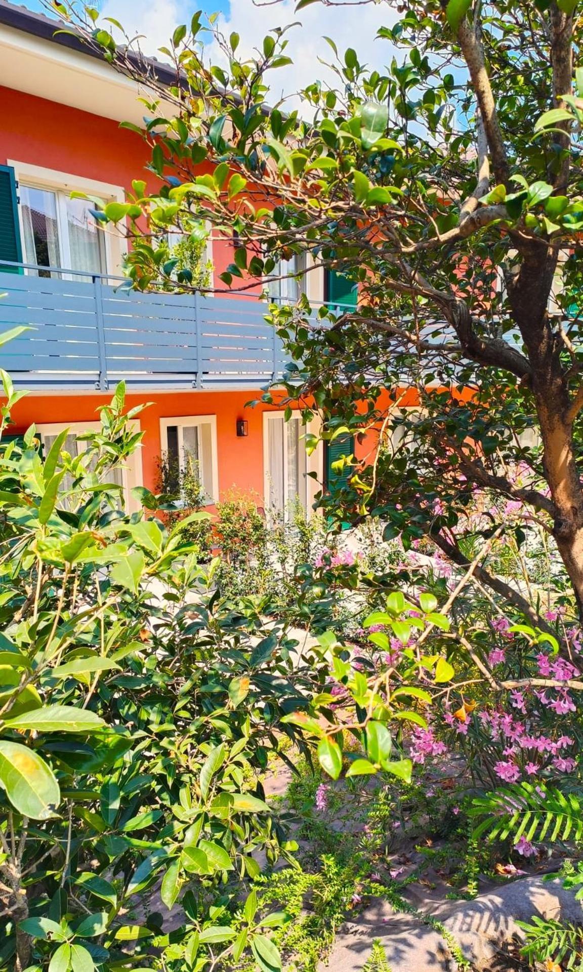 Hotel Villa Cuserina كانوبيو المظهر الخارجي الصورة